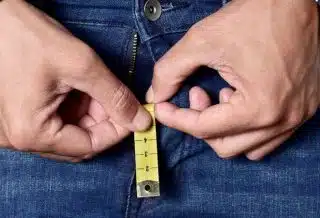 Comment évolue la longueur du pénis pendant la puberté