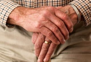Les avantages de la téléassistance pour les personnes âgées et/handicapées